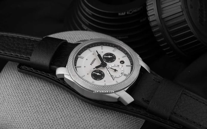 Fossil Machine FS5921 Men Chronograph White Black Dial Strap Leather